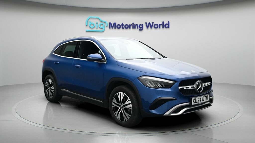 Mercedes-Benz GLA Class Gla 35 4Matic Premium Plus Black #1