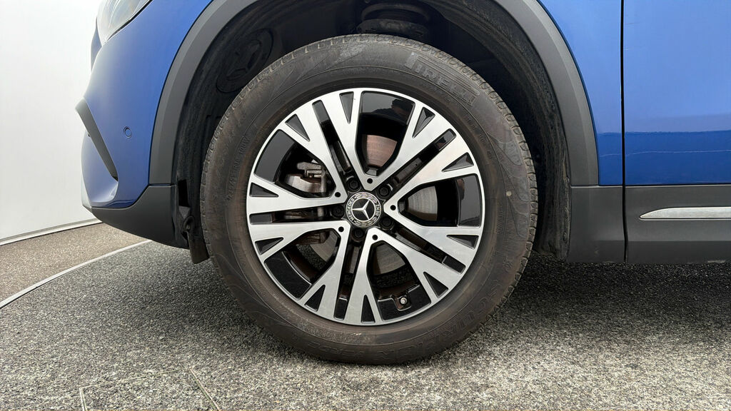 Mercedes-Benz GLA Class Gla 35 4Matic Premium Plus Black #17