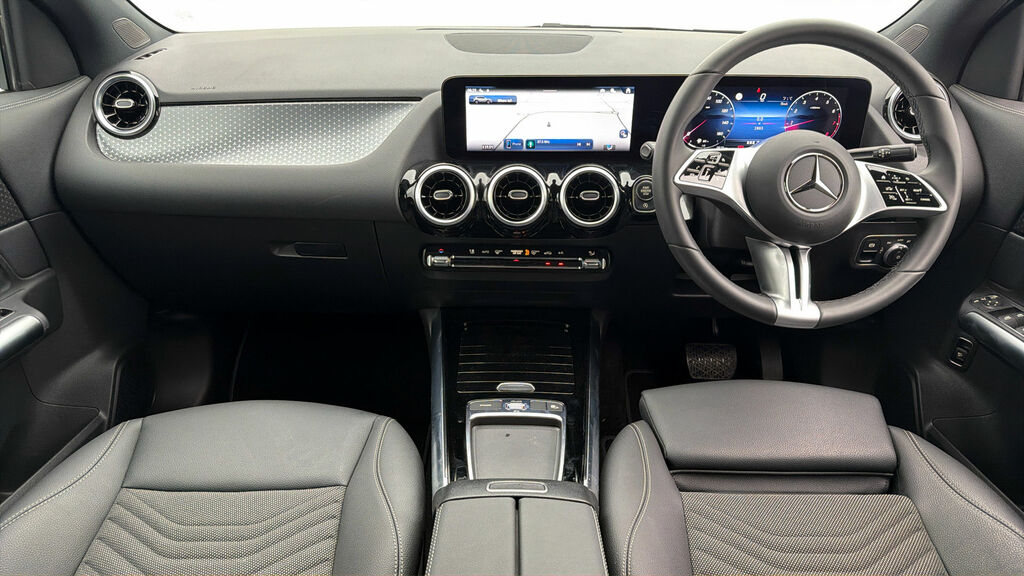 Mercedes-Benz GLA Class Gla 35 4Matic Premium Plus Black #12