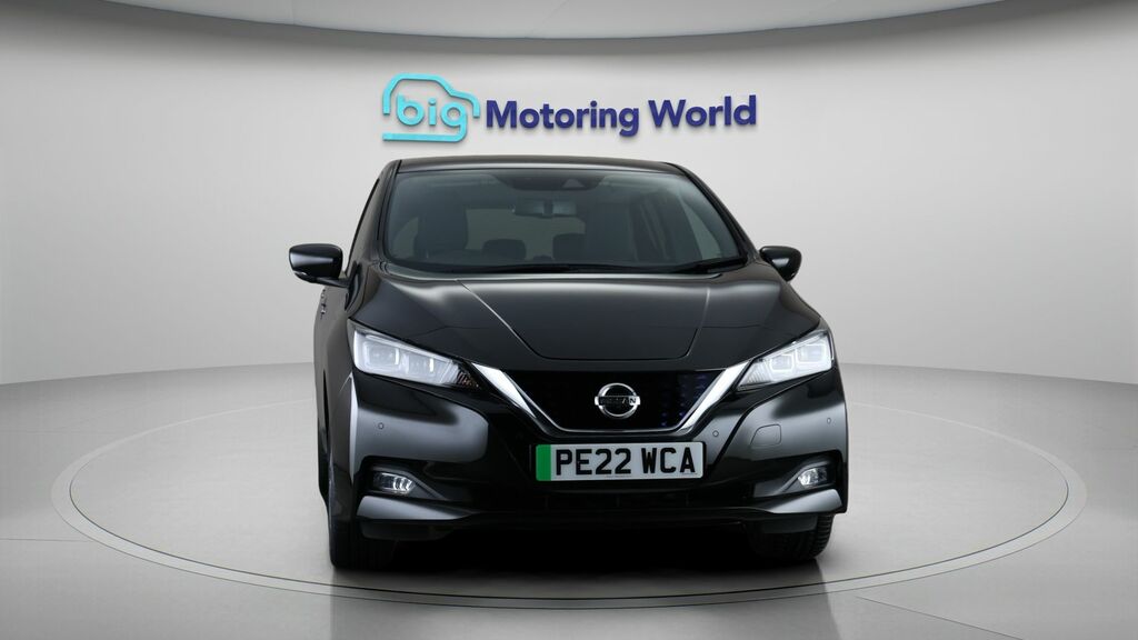 Nissan Leaf Tekna Black #2