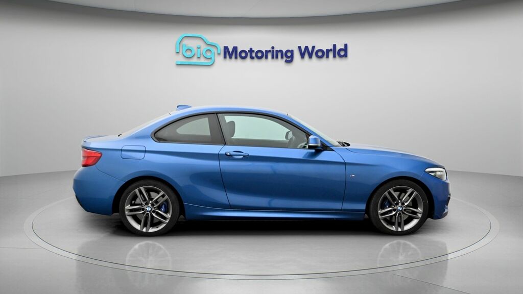 BMW 2 Series 1.5 218I Se 134 Bhp White #7