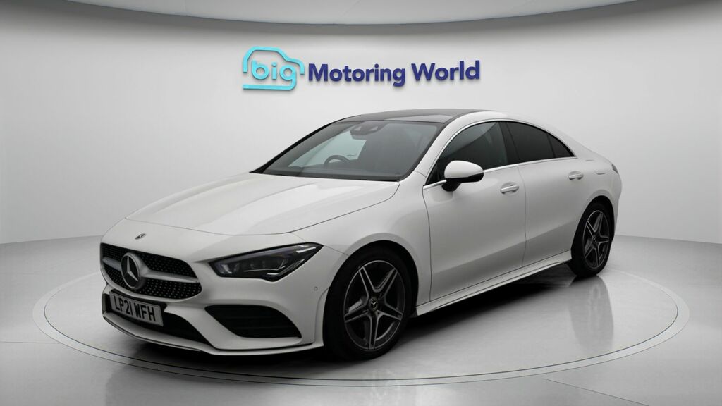 Mercedes-Benz CLA Class Cla 200 Amg Line Premium Tip Black #3