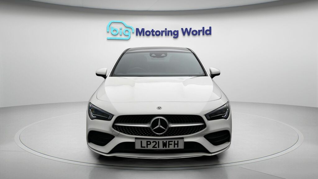 Mercedes-Benz CLA Class Cla 200 Amg Line Premium Tip Black #2