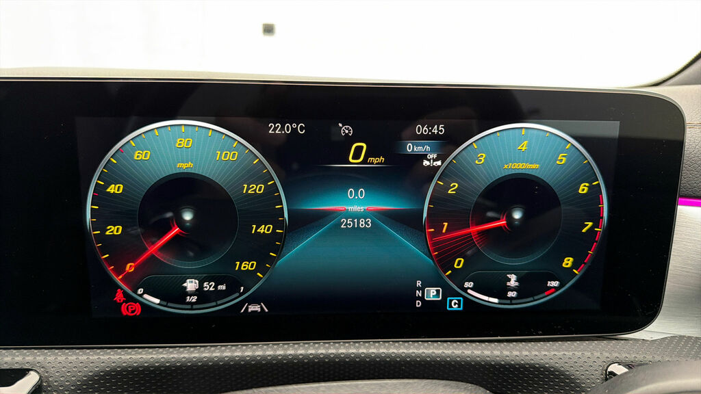 Mercedes-Benz CLA Class Cla 200 Amg Line Premium Tip Black #24