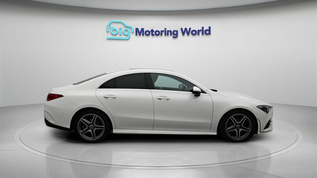 Mercedes-Benz CLA Class Cla 200 Amg Line Premium Tip Black #8