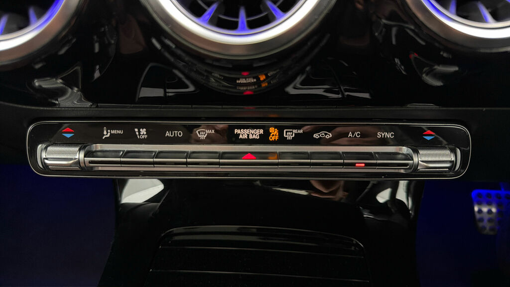 Mercedes-Benz CLA Class Cla 200 Amg Line Premium Tip Black #11