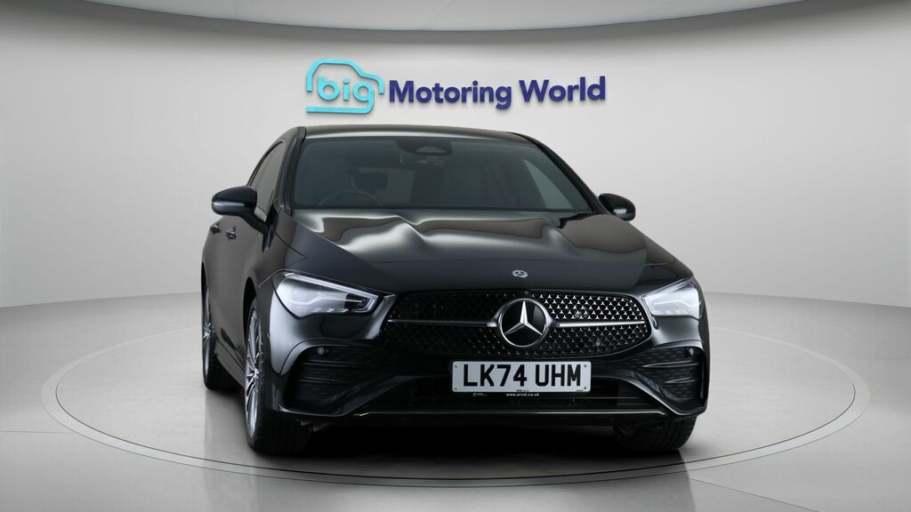 Mercedes-Benz CLA Class Amg Line Black #2
