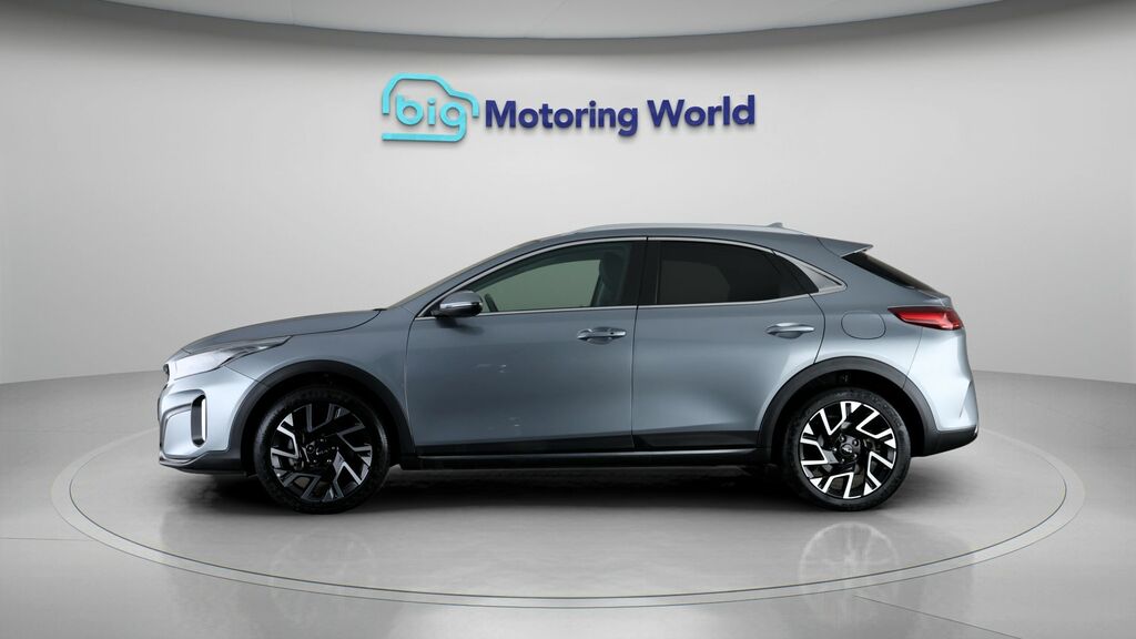 Kia Xceed 3 Silver #4