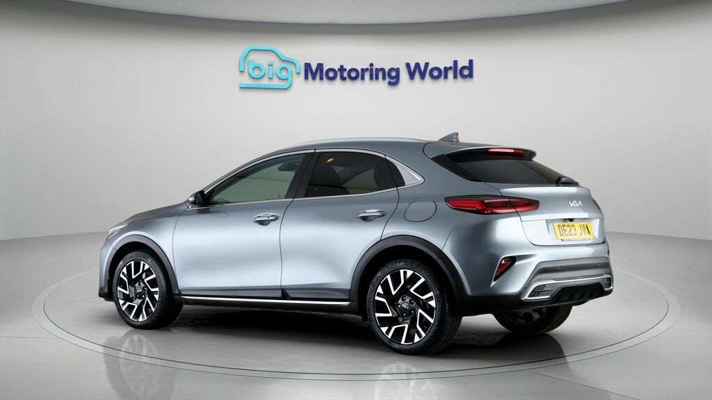 Kia Xceed 3 Silver #5