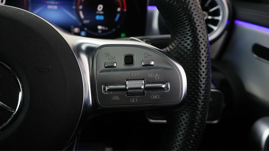 Mercedes-Benz CLA Class 1.3L Amg Line Black #22