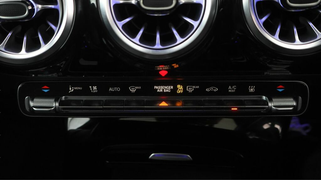 Mercedes-Benz CLA Class 1.3L Amg Line Black #12