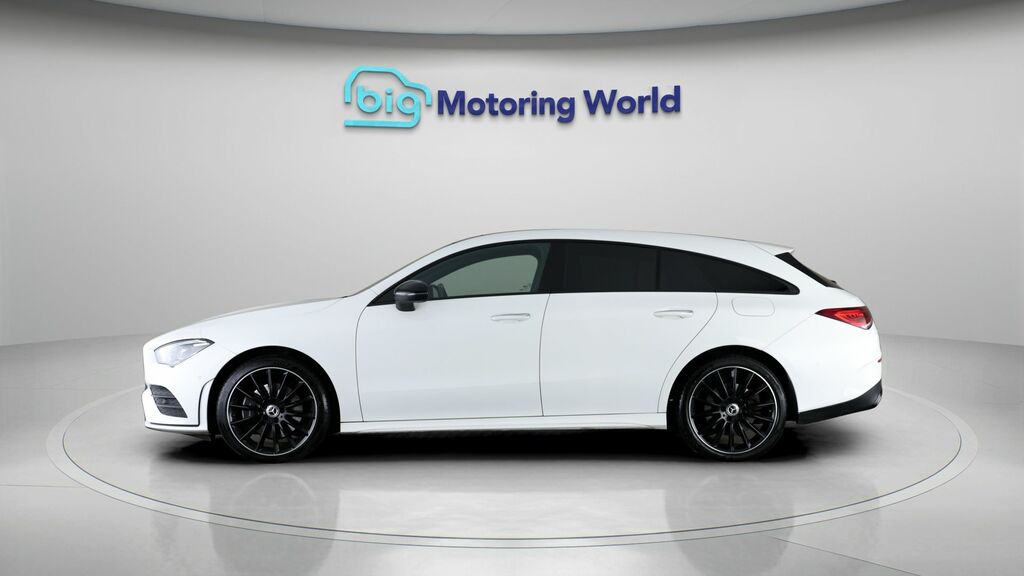 Mercedes-Benz CLA Class Amg Line Night Edition White #4