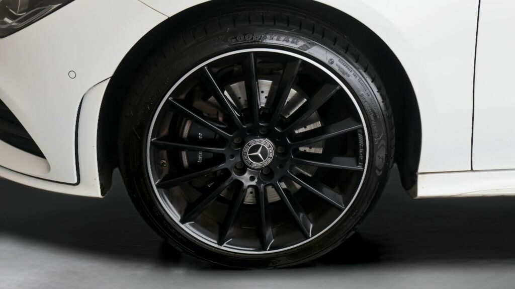 Mercedes-Benz CLA Class 1.3L Amg Line Black #18