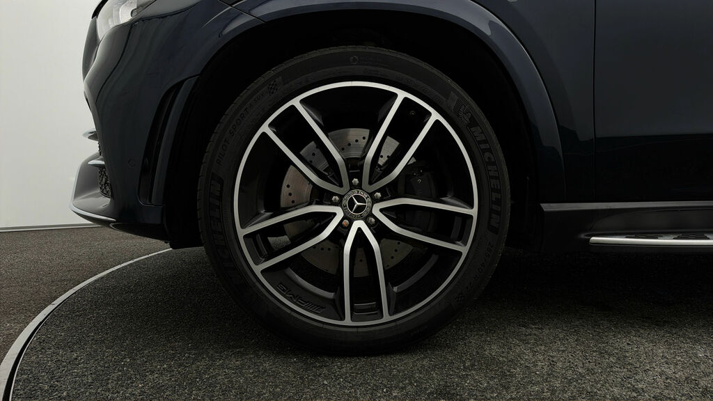 Mercedes-Benz GLE Class  White #17