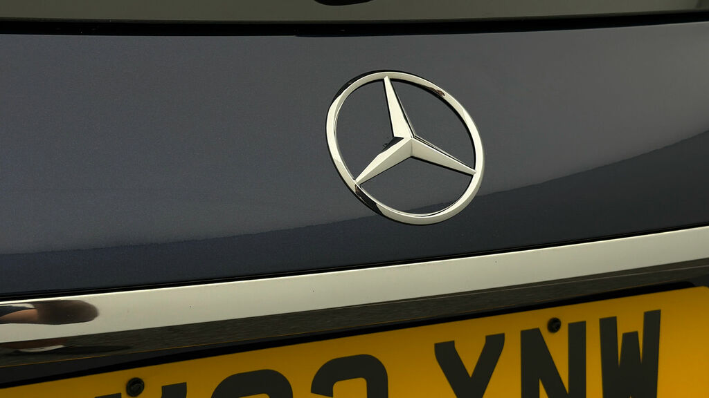 Mercedes-Benz GLE Class  White #19