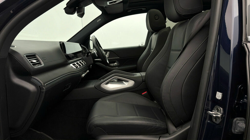 Mercedes-Benz GLE Class  White #13
