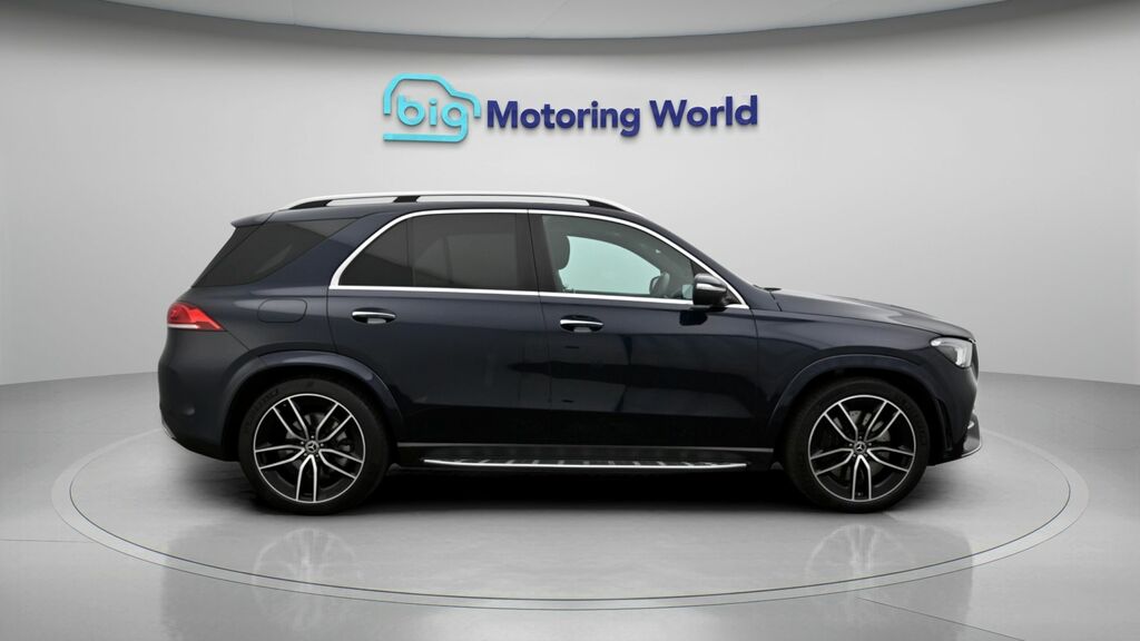 Mercedes-Benz GLE Class  White #8