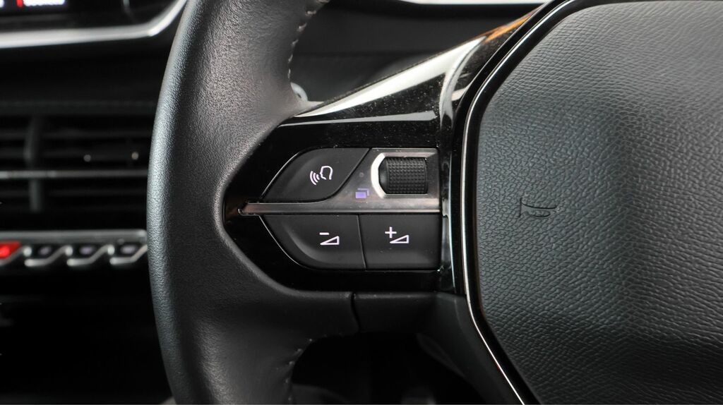 Peugeot 2008 Gt Grey #21