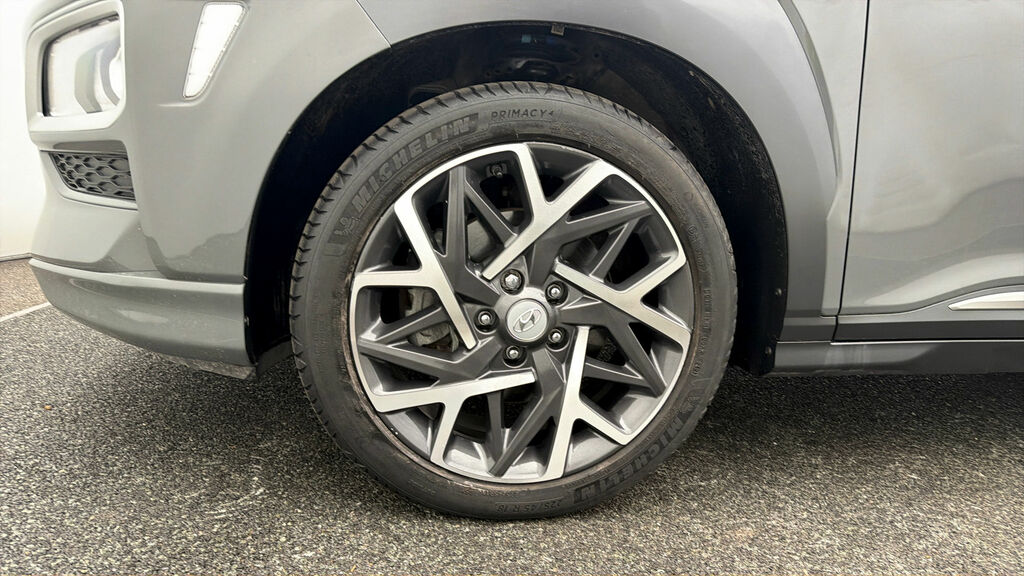 Hyundai Kona Ultimate Red #17