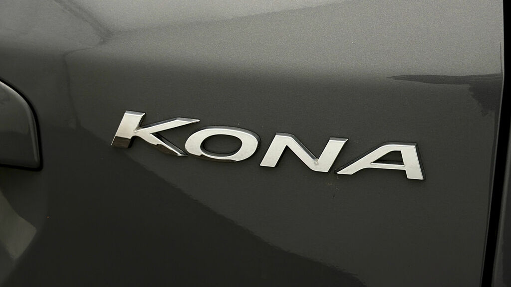 Hyundai Kona Ultimate Red #20
