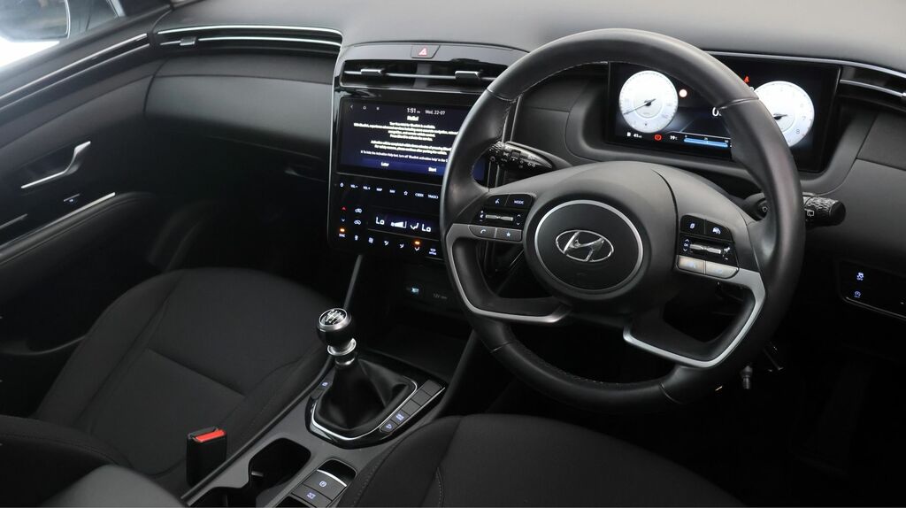 Hyundai Tucson Se Connect Black #9
