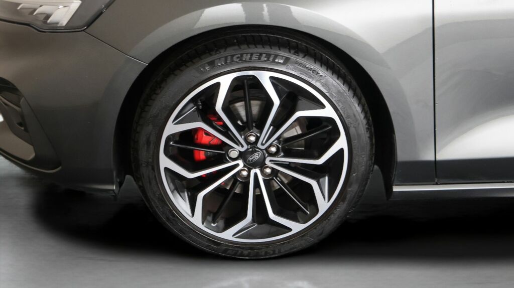 Ford Focus Titanium 1.0 Hybrid 125Ps Grey #18