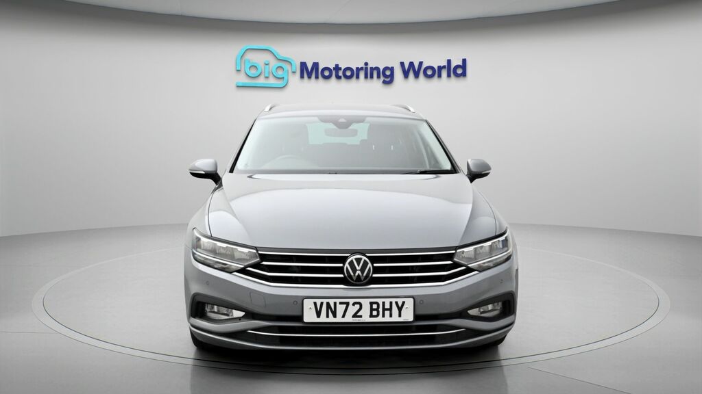 Volkswagen Passat Sel Grey #2