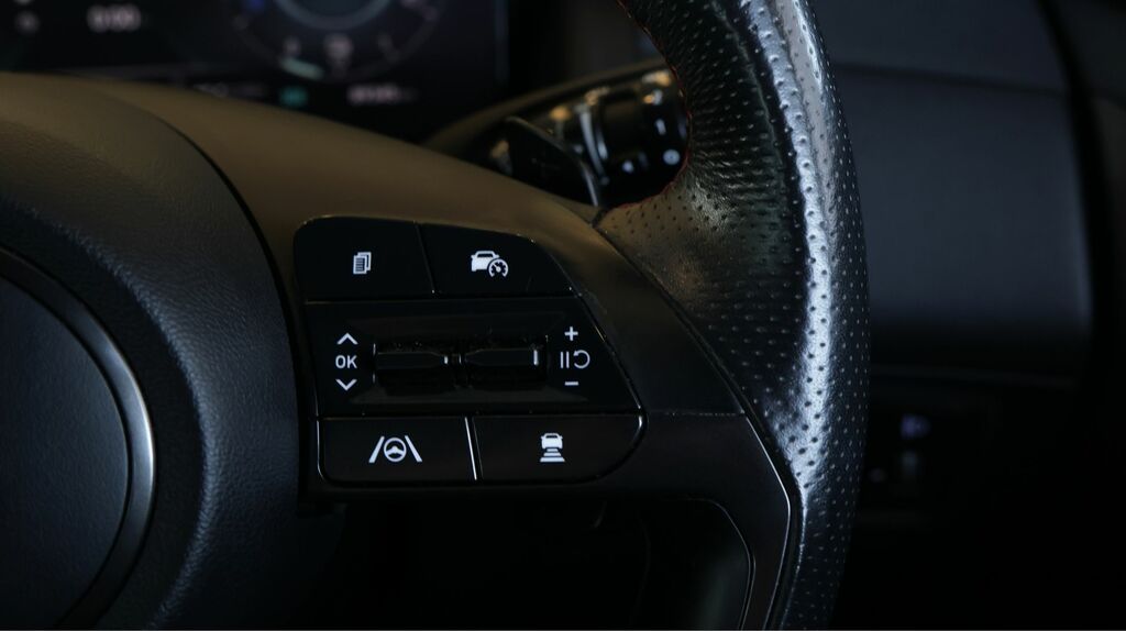 Hyundai Tucson Suv Black #22