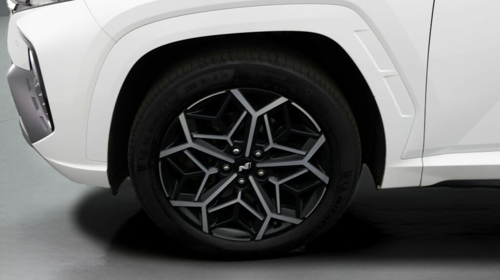 Hyundai Tucson Suv Black #18
