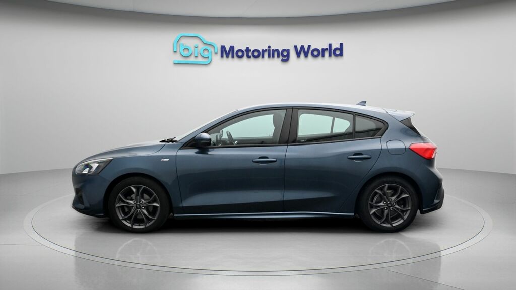 Ford Focus 1.0 Ecoboost Hybrid Mhev 125 Active Edition Grey #4