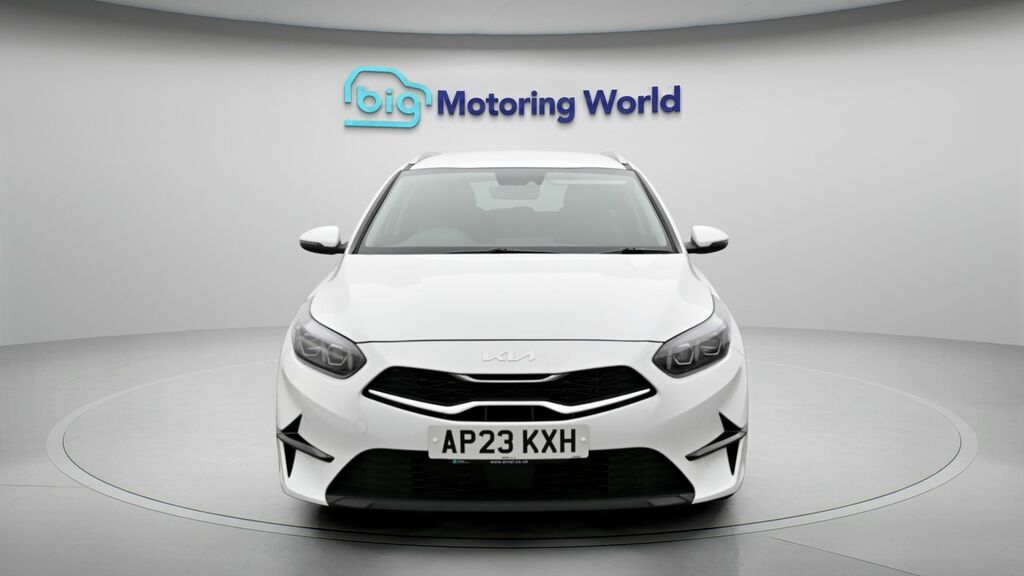 Kia Ceed 3 White #2