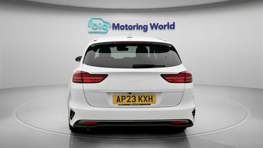 Kia Ceed 3 White #6