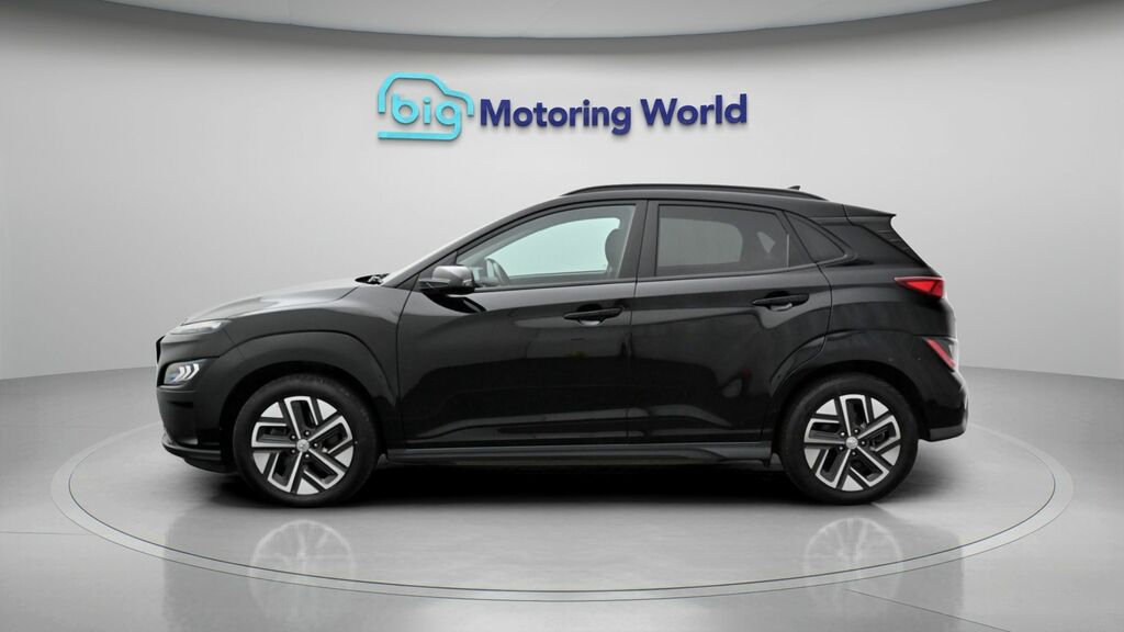 Hyundai Kona Premium Black #4