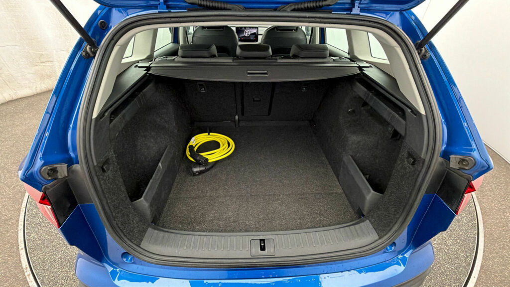 Skoda ENYAQ 60 Black #16