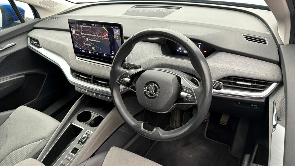 Skoda ENYAQ 60 Black #9