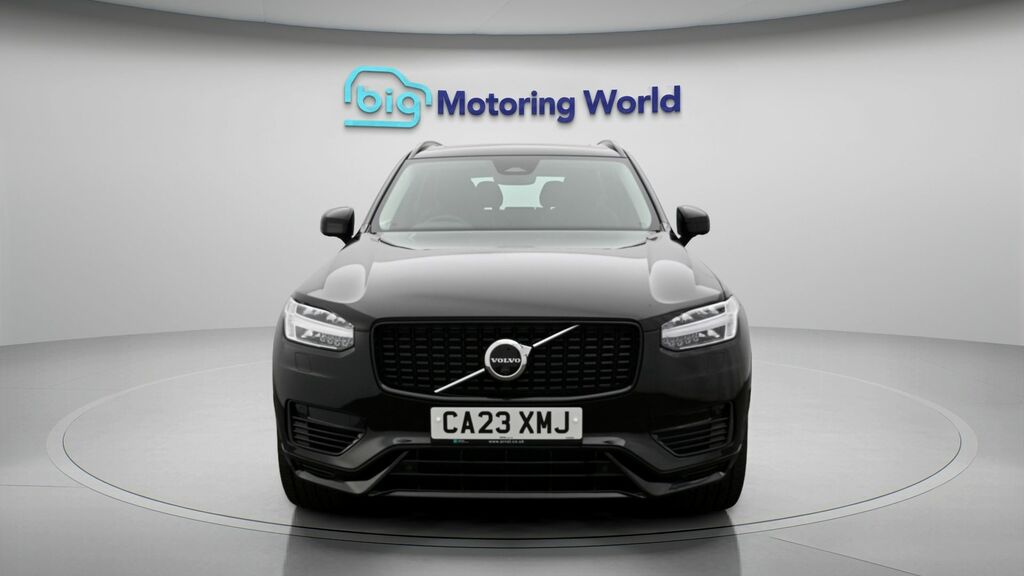 Volvo XC90 Plus Black #2