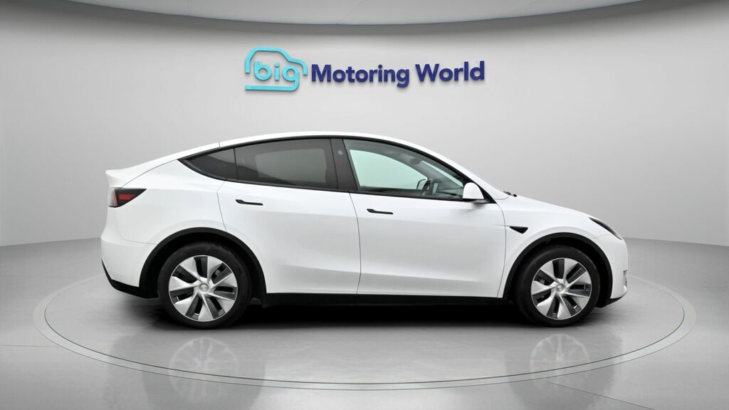 Tesla Model Y Suv Rwd 346 Ps White #8