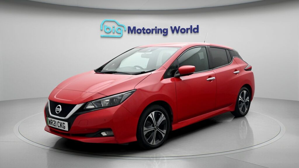 Nissan Leaf N-connecta Red #3