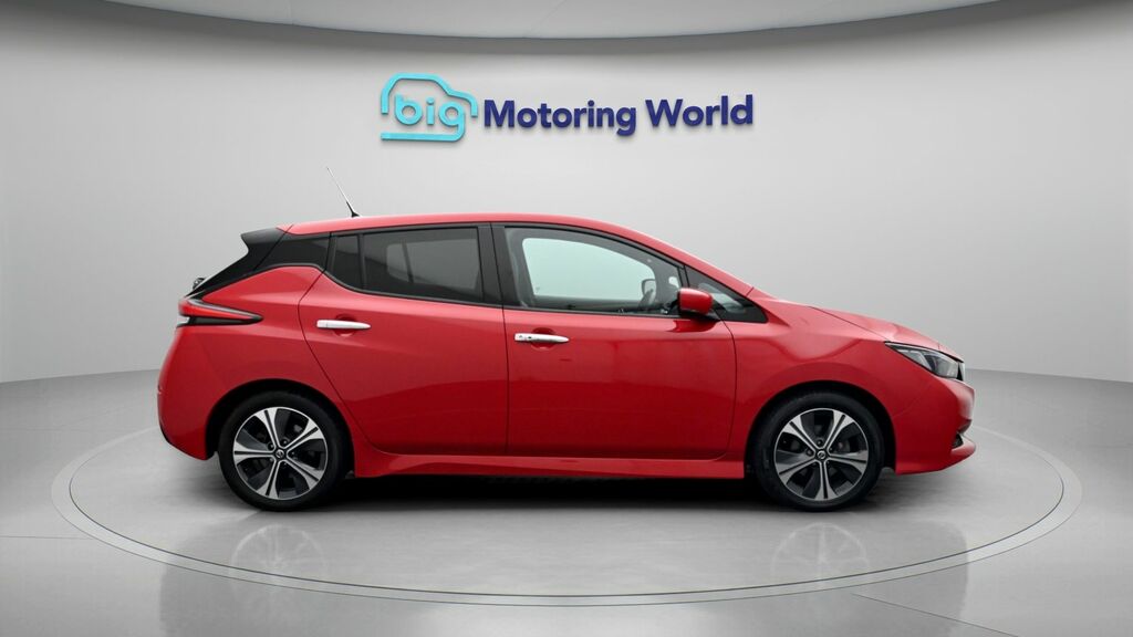 Nissan Leaf 110Kw Tekna 40Kwh Grey #8