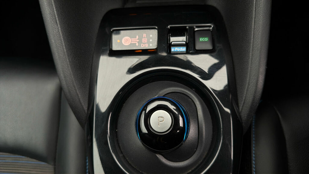 Nissan Leaf 110Kw Tekna 40Kwh Grey #18