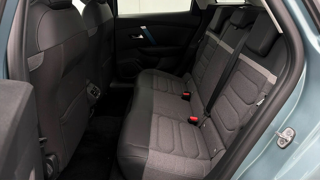 Citroen e-C4 100Kw Shine Plus 50Kwh Saloon Black #15