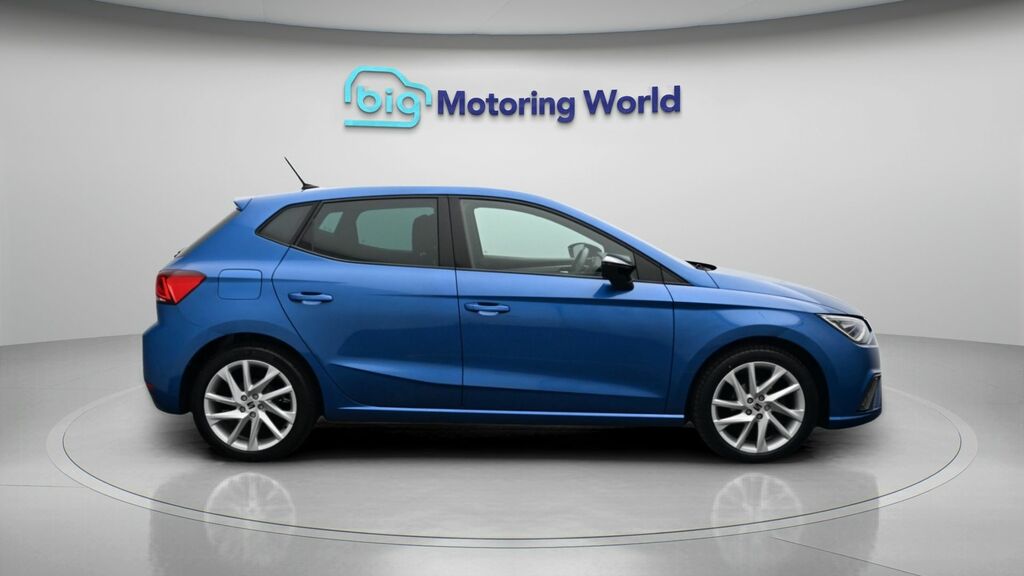 Seat Ibiza 1.0 Mpi Se Red #8