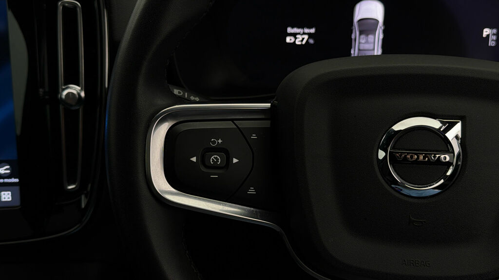 Volvo C40 C40 Recharge Twin Ev Awd White #23