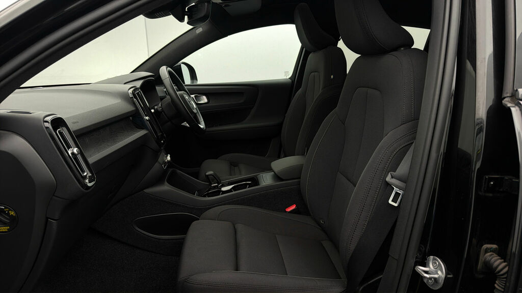 Volvo C40 C40 Recharge Twin Ev Awd White #13