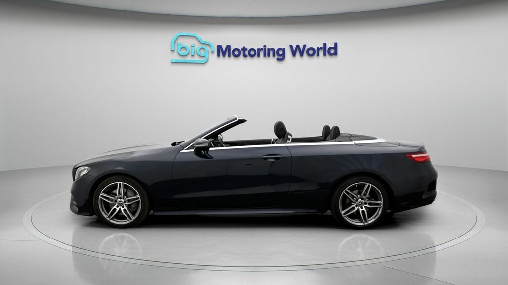 Mercedes-Benz E Class Amg Line Blue #4
