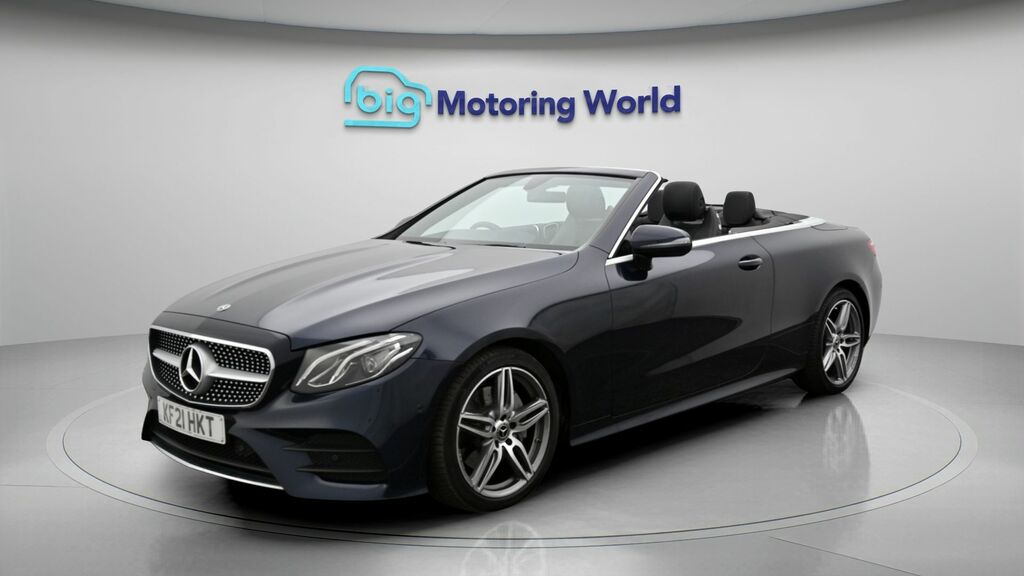 Mercedes-Benz E Class Amg Line Blue #3
