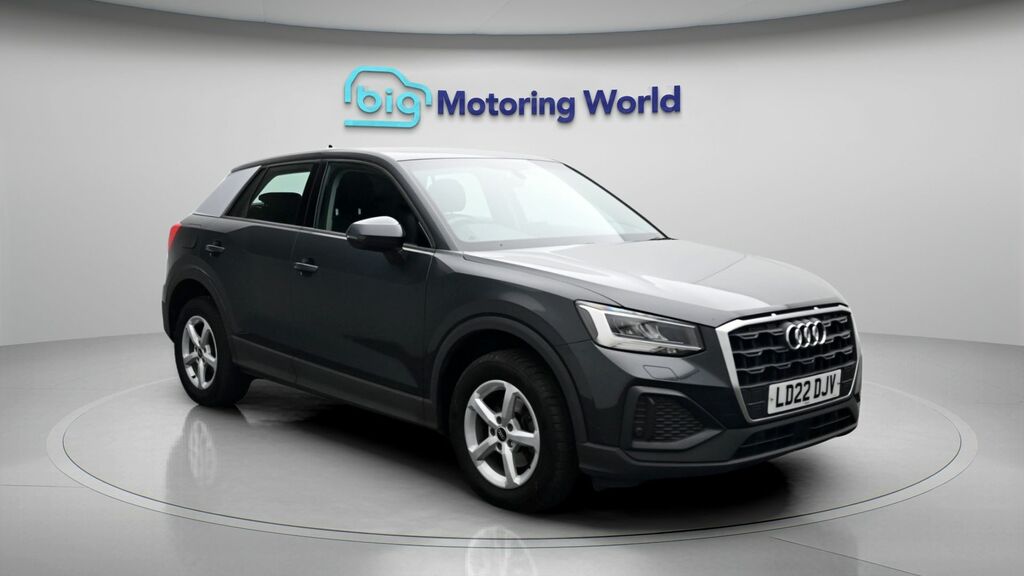 Audi Q2 Technik Grey
