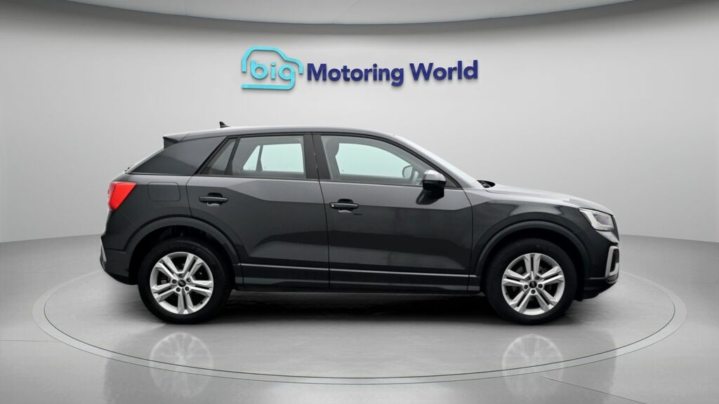 Audi Q2 35 Tfsi S Line S Tronic Grey #8