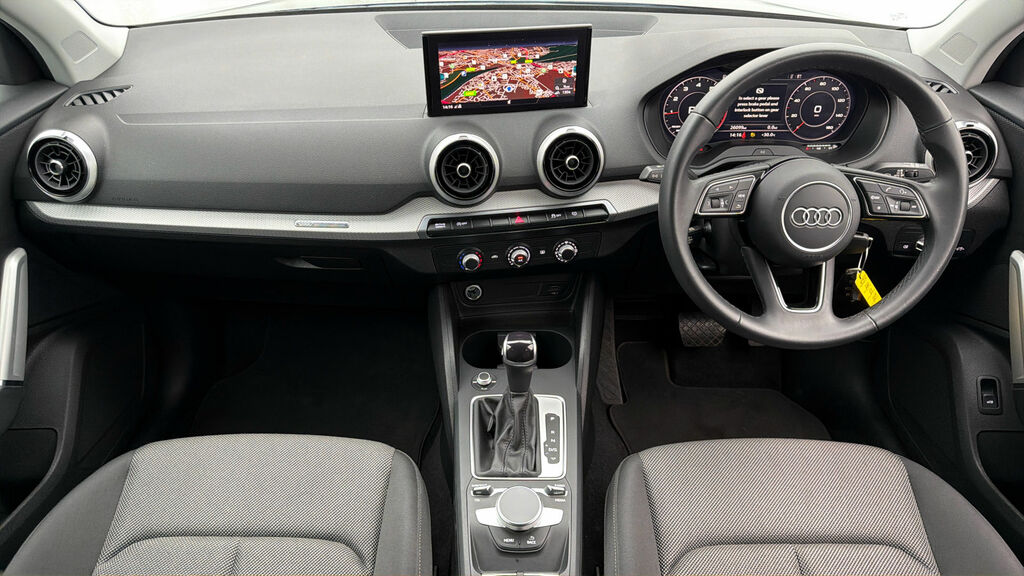 Audi Q2 35 Tfsi S Line S Tronic Grey #12