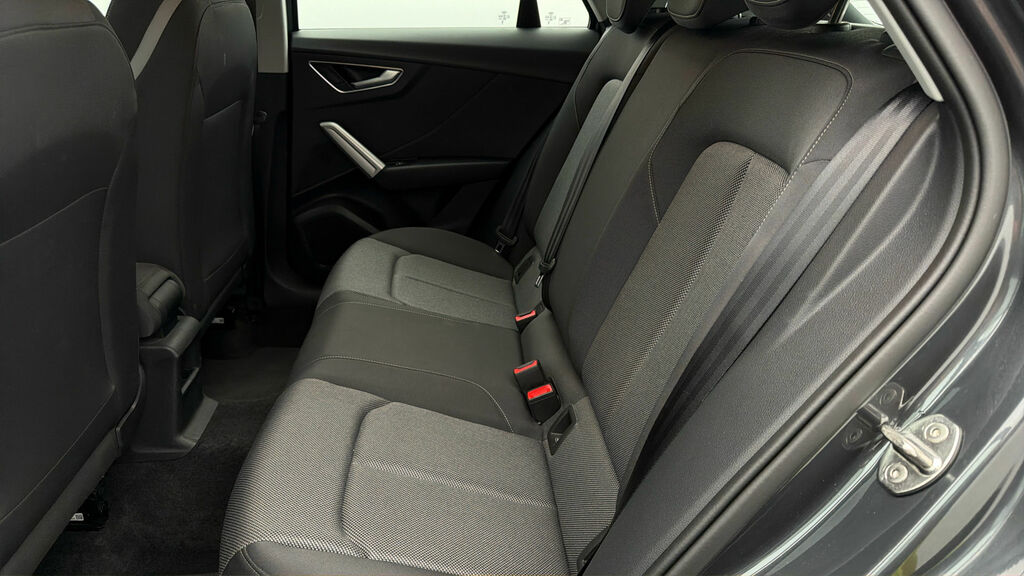 Audi Q2 35 Tfsi S Line S Tronic Grey #15